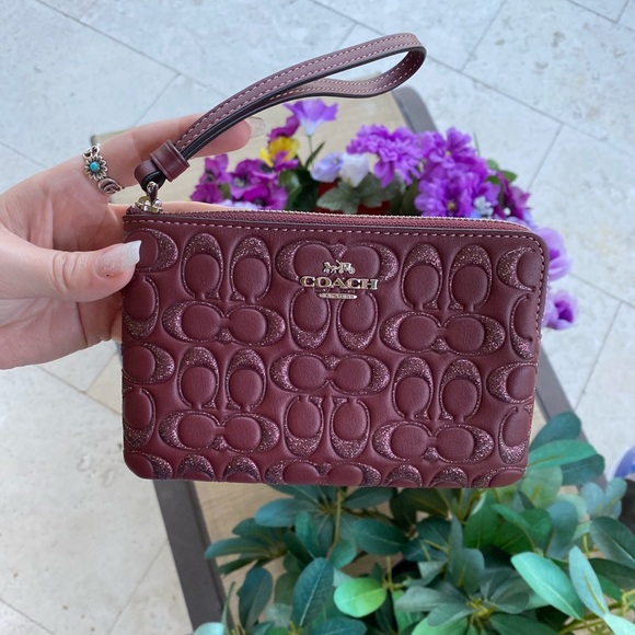 Coach Red Burgundy Leather & Glitter Embossed Logo Zippered Wristlet - Picture 13 of 16